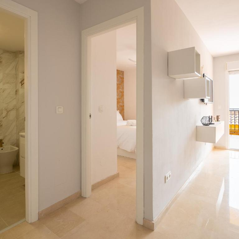 MAGNIFICO PISO DE PLAYA EN BENALMÁDENA COSTA - Apartamento de 2 dormitorios - 15