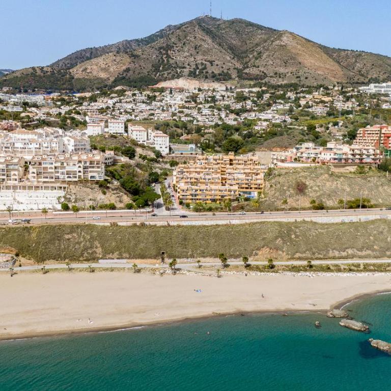 MAGNIFICO PISO DE PLAYA EN BENALMÁDENA COSTA - Apartamento de 2 dormitorios - 23