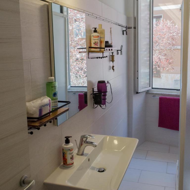 Elly's guest house Roma - One-Bedroom Apartment - 12