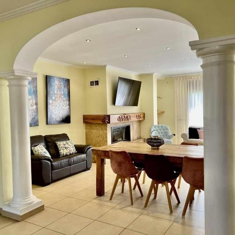 Casa Judibar con zona de barbacoa y piscina - Villa con piscina privada - 8