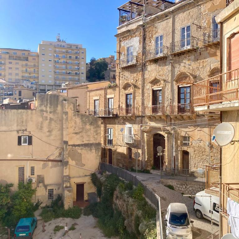 Agrigento Flat - apartment with Private Parking - Appartamento - 24