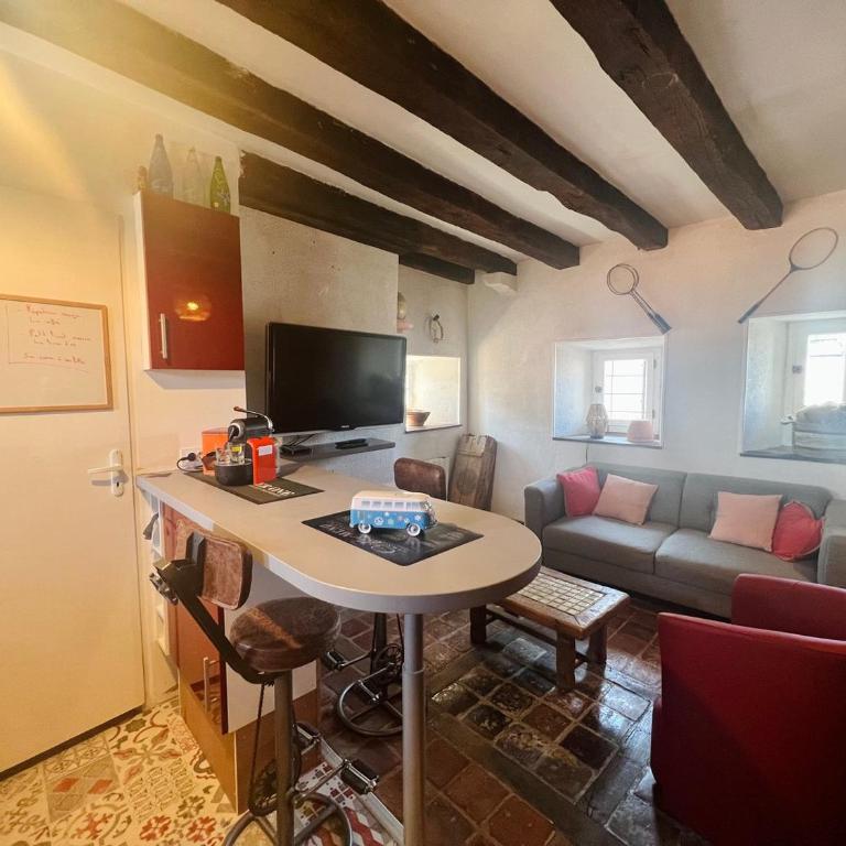 So British ! Appart atypique et sa petite terrasse - Appartement - 6