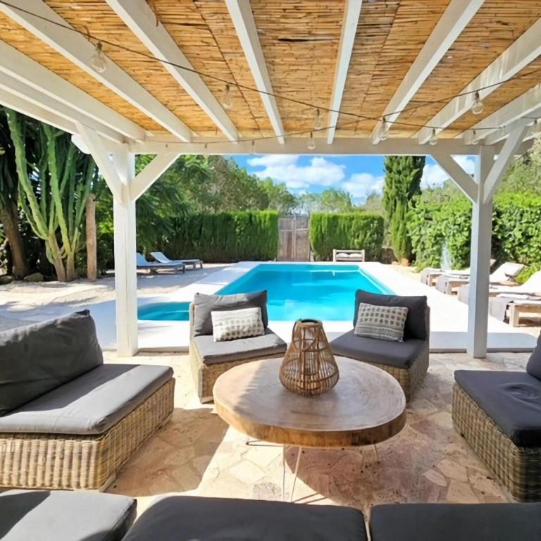 Spacious Retreat with Games - Villa de 3 dormitorios - 11