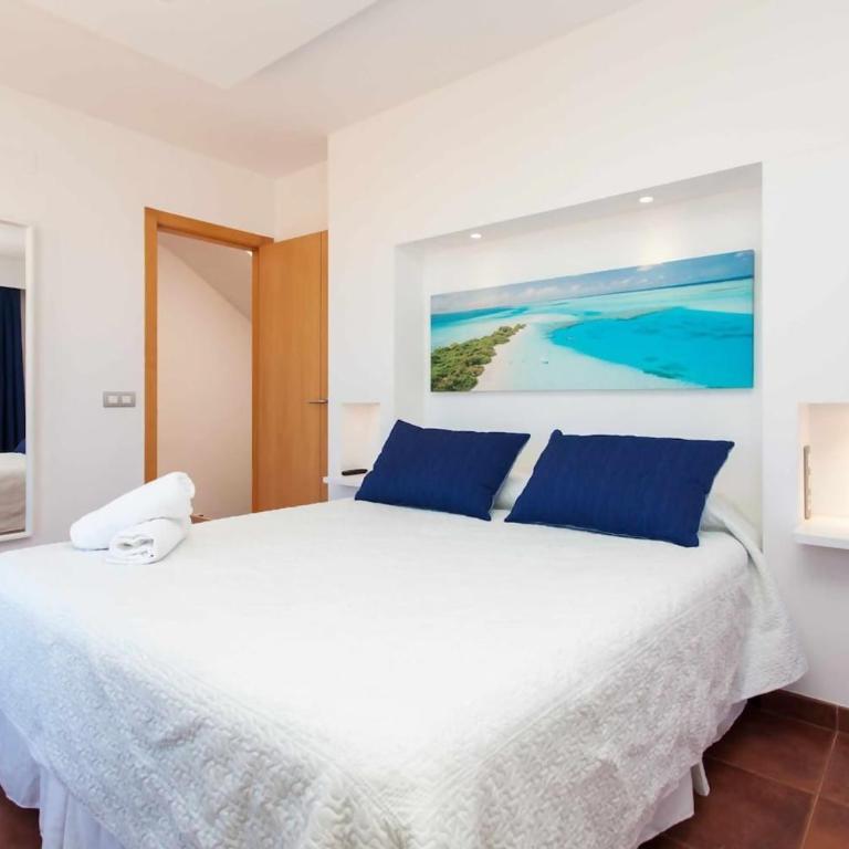Villa Emma - Private Pool Wifi FIBRA Mini-Golf - Three-Bedroom Villa - 10
