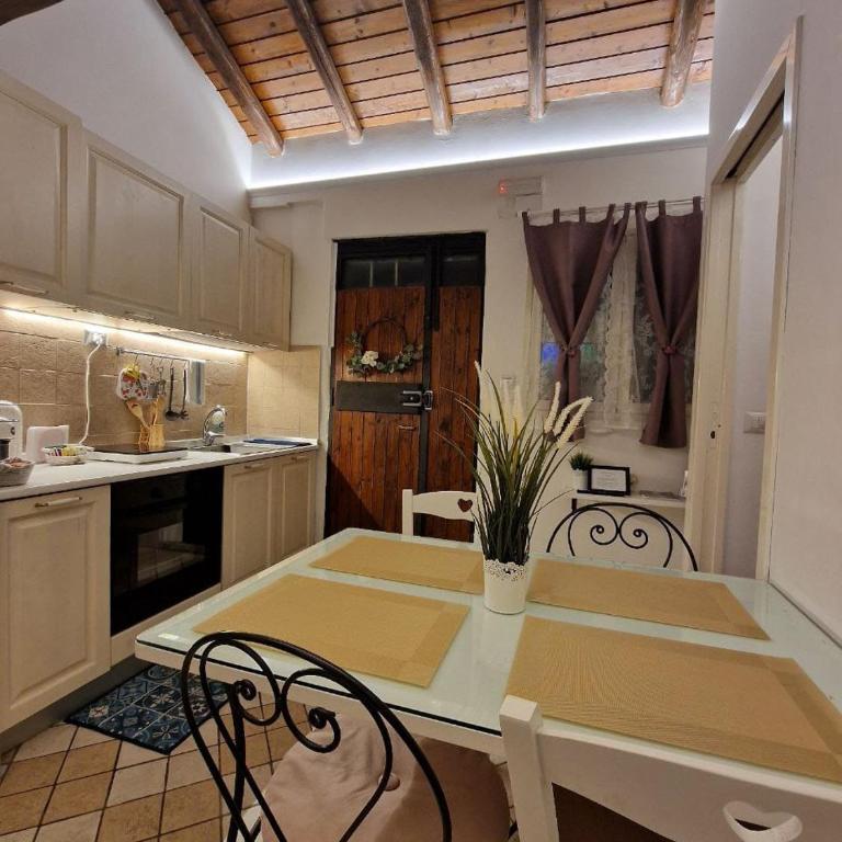 siculi central apartment - Two-Bedroom Apartment - 16