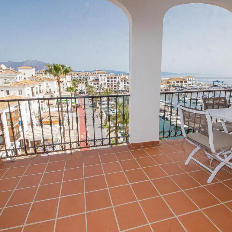 Marina Real 253 - Room #1183945002 - 11