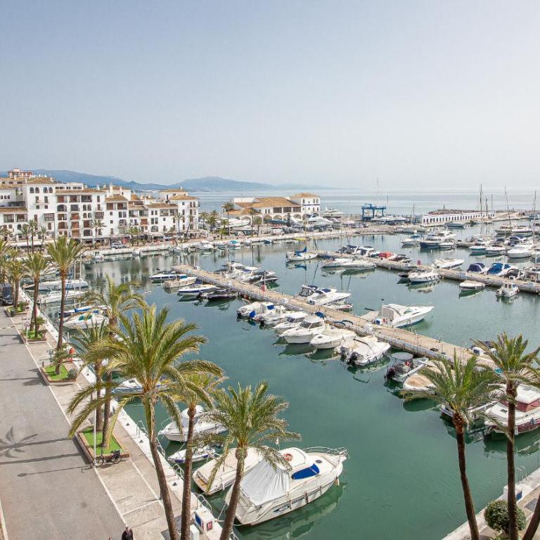 Marina Real 253 - Room #1183945002 - 12