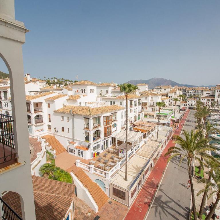 Marina Real 253 - Room #1183945002 - 15