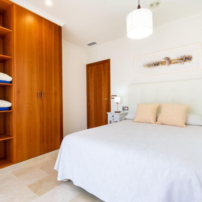 Apartamentos Albir Confort 3 dormitorios - Three-Bedroom Apartment - 16