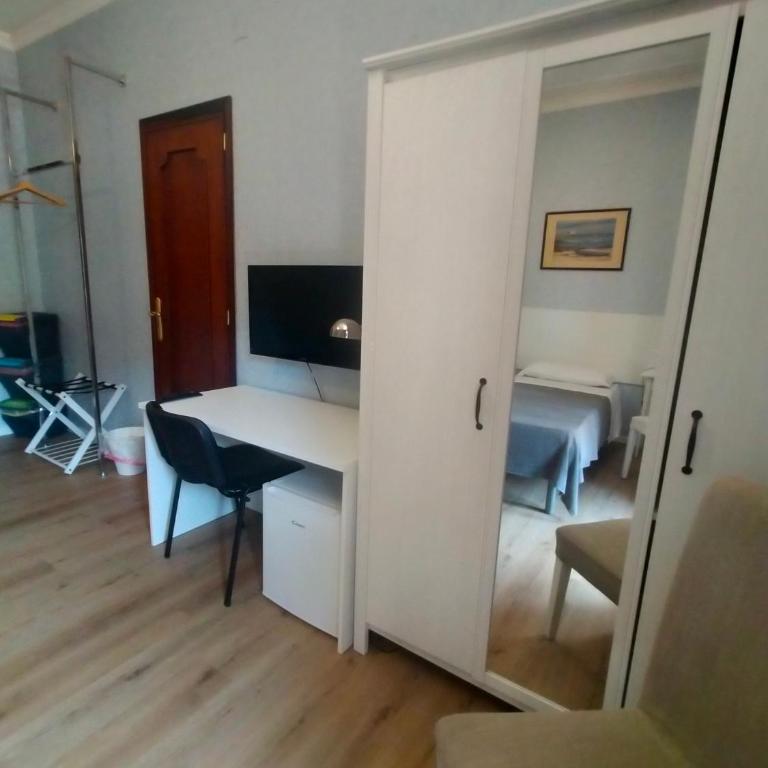 Siculè B&B - Triple Room with Private Bathroom - 3