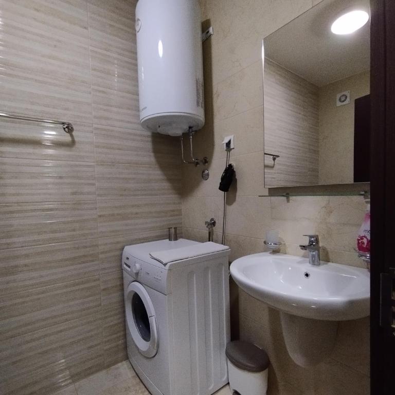 Becici Akacia Apartments - One-Bedroom Apartment - 3