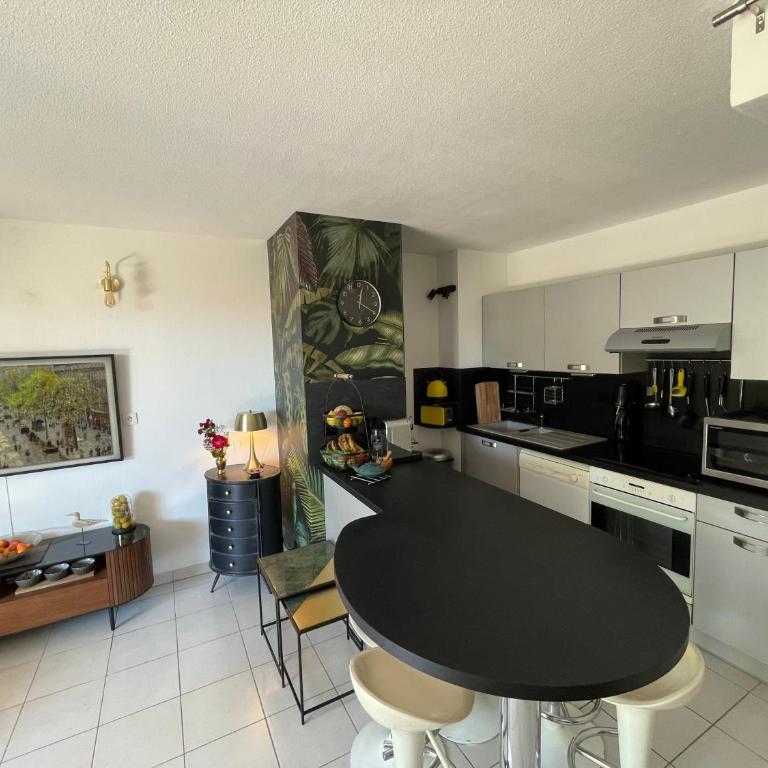 2 Pièces 45m2, Calme, Confort, Mer à 200m, Jardin, Terrasse, Piscine - Appartamento con Vista Giardino - 5