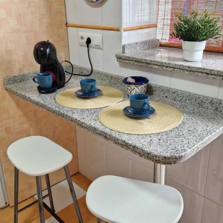Guadalquivir amplio y céntrico - Apartamento de 3 dormitorios - 28