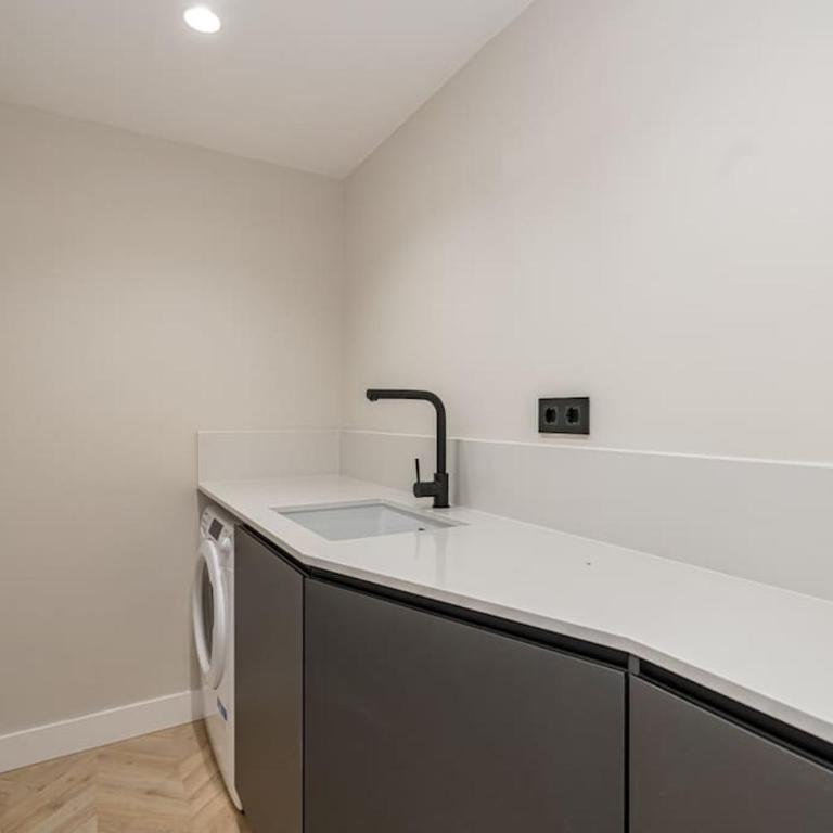 Location, Luxury & Style Best 4Bed in Madrid - Apartment - 29