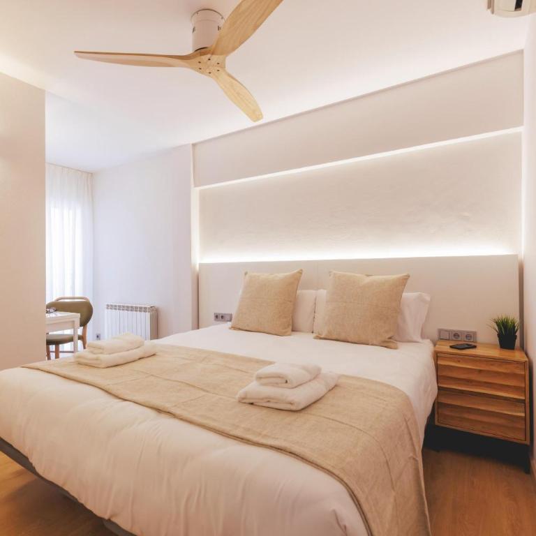 Bravissimo Hortes, 3-bedroom centre apartment - Apartamento de 3 dormitorios - 4