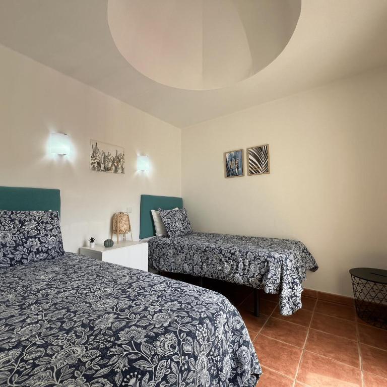 Olympia House Lovely, Close to Town and Beaches with Private Pool & Fast WiFi - Villa - 18