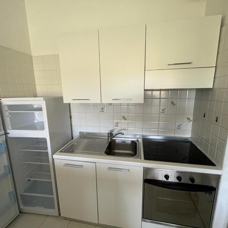 Residence Porto Coda Cavallo - Appartamento con 2 Camere da Letto (6 Adulti) - 7