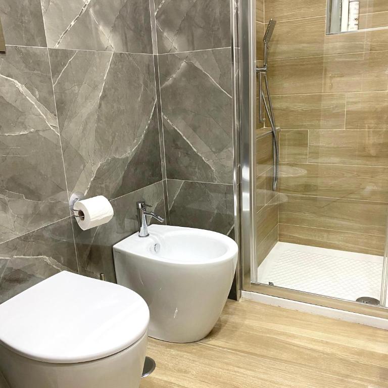 Berenice Suites - Camera Quadrupla con Bagno Privato Esterno - 16