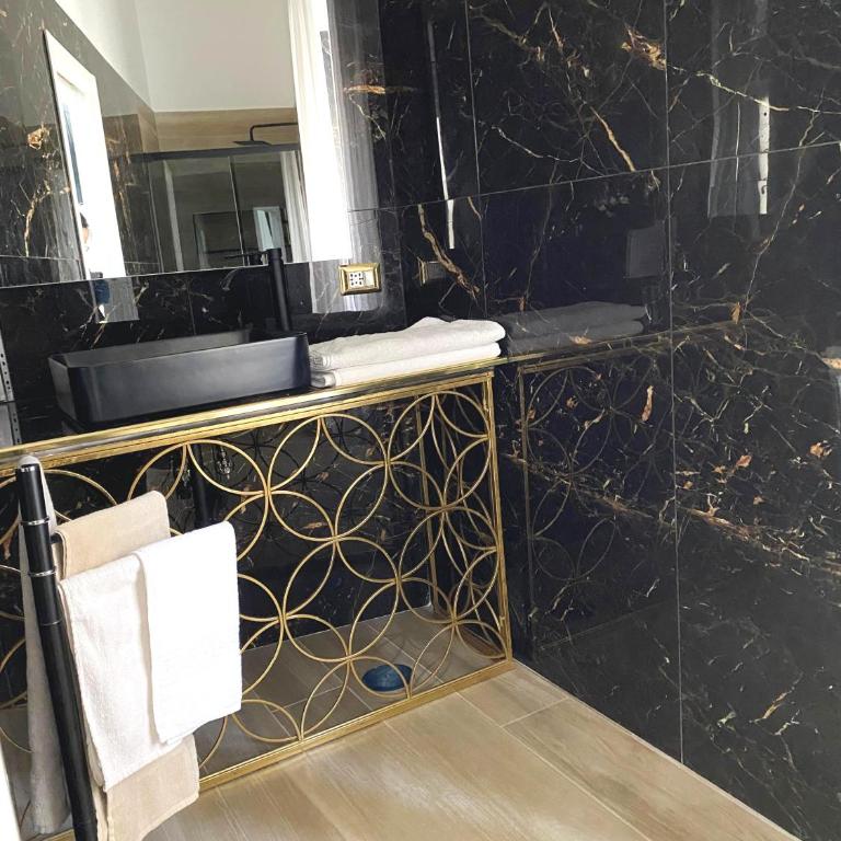 Berenice Suites - Camera Quadrupla con Bagno Privato - 29