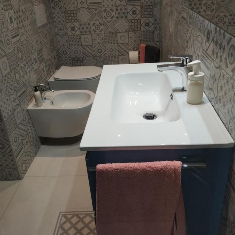 Benedetta Beautiful House - By the Sea - Appartamento con 3 Camere da Letto - 16