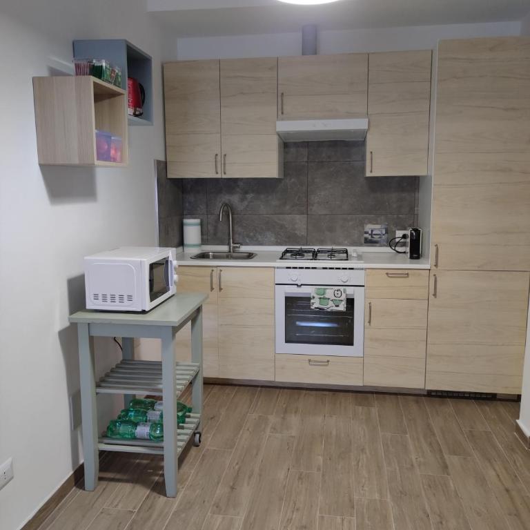 Consoli Home - Appartamento con 2 Camere da Letto - 38