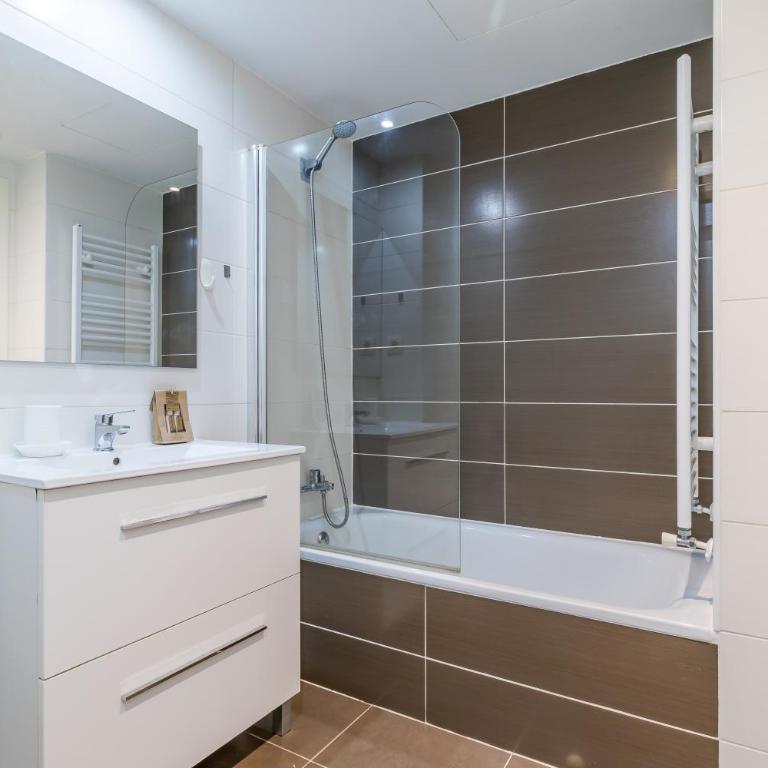 CATERINA PACÍFICO - Two-Bedroom Apartment - 1
