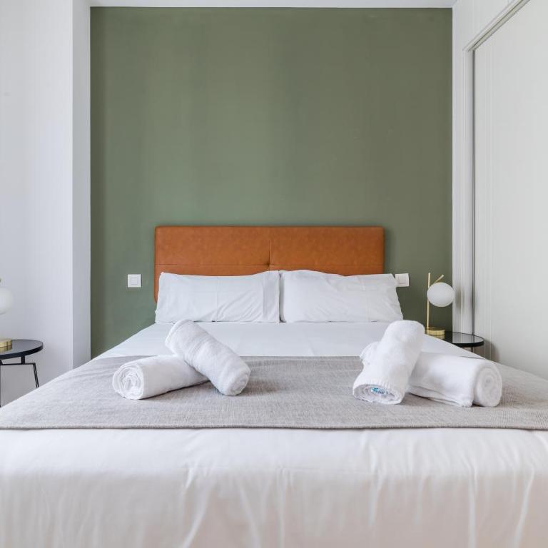 CATERINA PACÍFICO - Two-Bedroom Apartment - 12