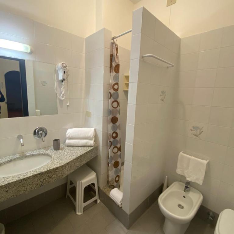 Hotel Rosita - Camera Matrimoniale Standard - 3