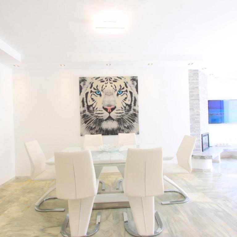 1093 modern beach apartment , huge terrace , bbq - Apartamento de 2 dormitorios - 4