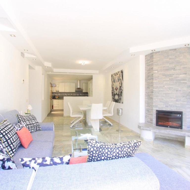1093 modern beach apartment , huge terrace , bbq - Apartamento de 2 dormitorios - 8