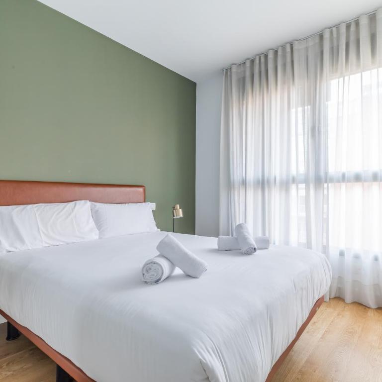 CATERINA PACÍFICO - Three-Bedroom Apartment - 15