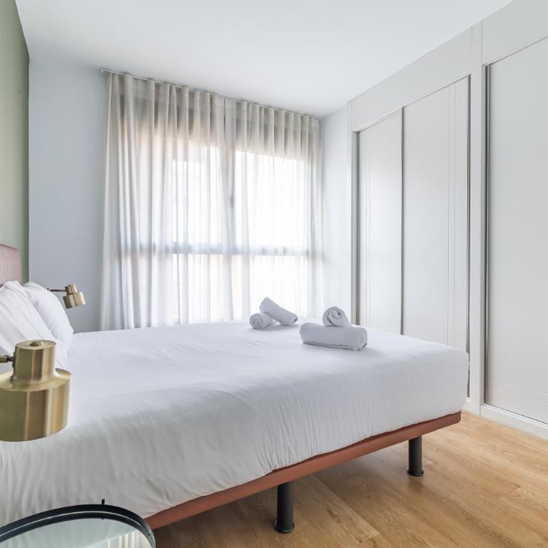 CATERINA PACÍFICO - Three-Bedroom Apartment - 12