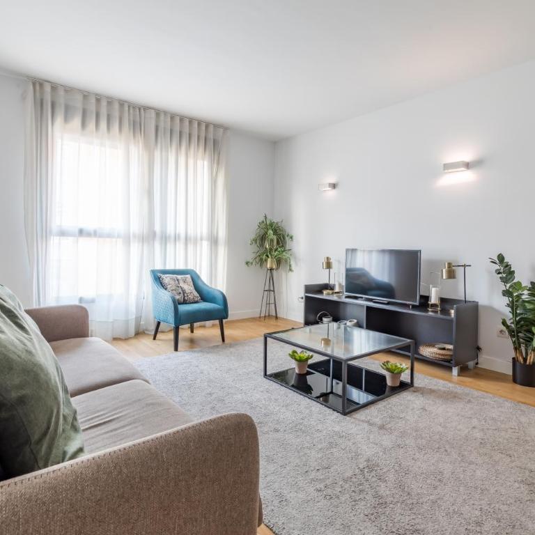 CATERINA PACÍFICO - Three-Bedroom Apartment - 3
