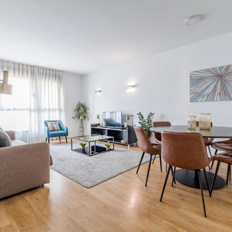 CATERINA PACÍFICO - Three-Bedroom Apartment - 2