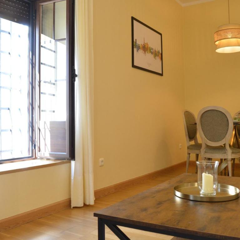 APARTAMENTO PUERTA DE CÓRDOBA- Exterior con balcones - Apartamento de 2 dormitorios - 21