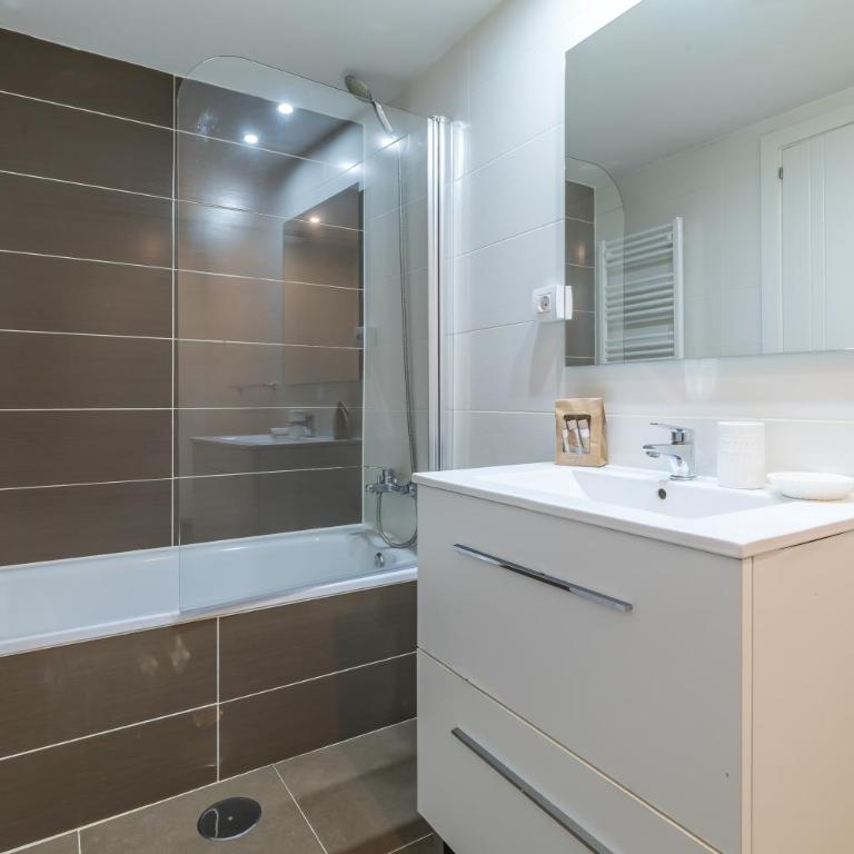 CATERINA PACÍFICO - Three-Bedroom Premium Apartment - 8