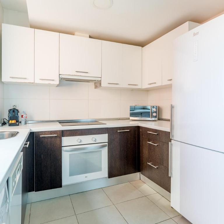 CATERINA PACÍFICO - Three-Bedroom Premium Apartment - 3