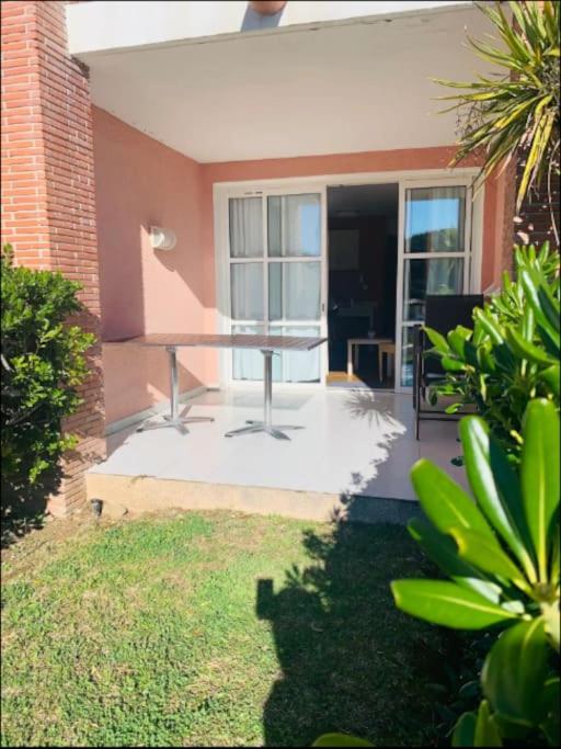 Village cap Esterel, piscine, plage - Apartamento con terraza - 39
