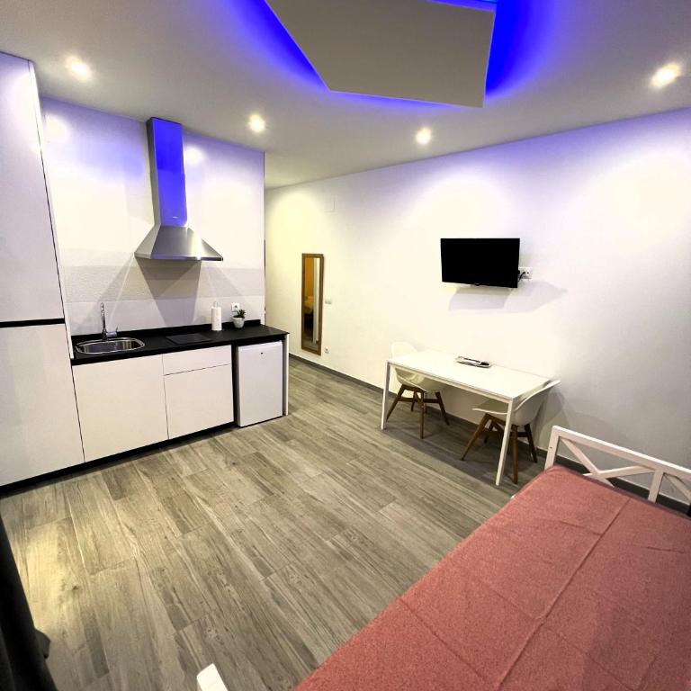 Acogedor apartamento en Gran Vía - Apartamento de 1 dormitorio - 4