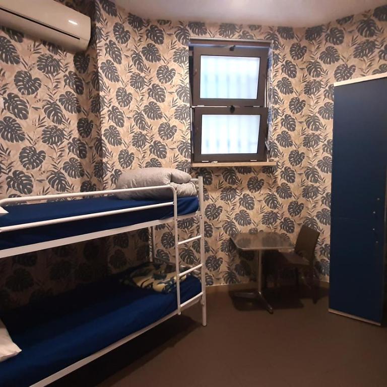 Youth Station Hostel - Camera Doppia con Letti Singoli con Bagno Privato - 3