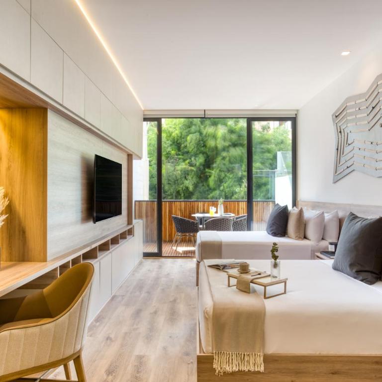 Studio Fenomenal con Balcon Priv and Rooftop whit Jacuzzi - Moliere’s Studio with a Private Balcony - 6