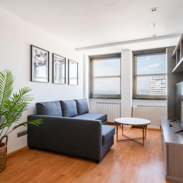 apartamento en plaza de españa ALQUILER TEMPORAL - Apartment - 2