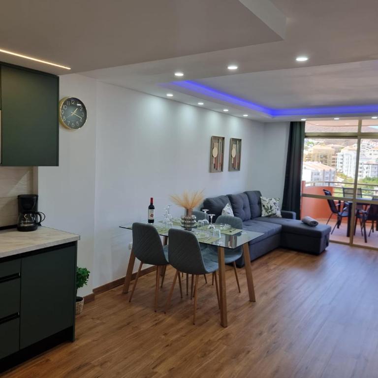 Casa Liotro 2, comfortable, panoramic,central, near the sea,swimming pool,wifi,terrace - Apartamento de 2 dormitorios con terraza y vistas al mar - 8