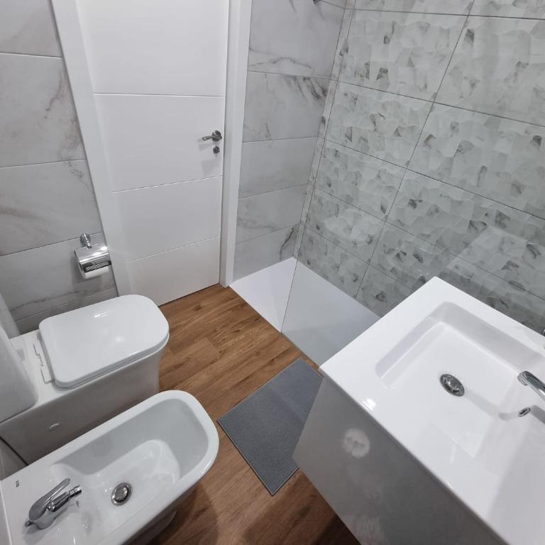 Casa Liotro 2, comfortable, panoramic,central, near the sea,swimming pool,wifi,terrace - Apartamento de 2 dormitorios con terraza y vistas al mar - 32