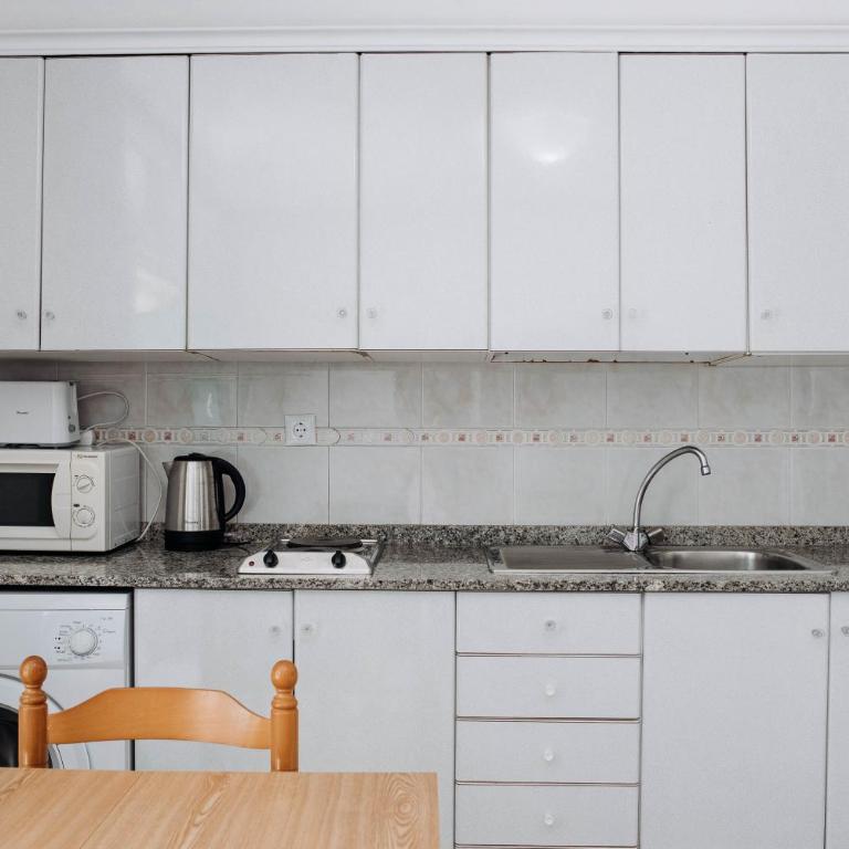 Apartamento Sol y Mar - One-Bedroom Apartment - 5
