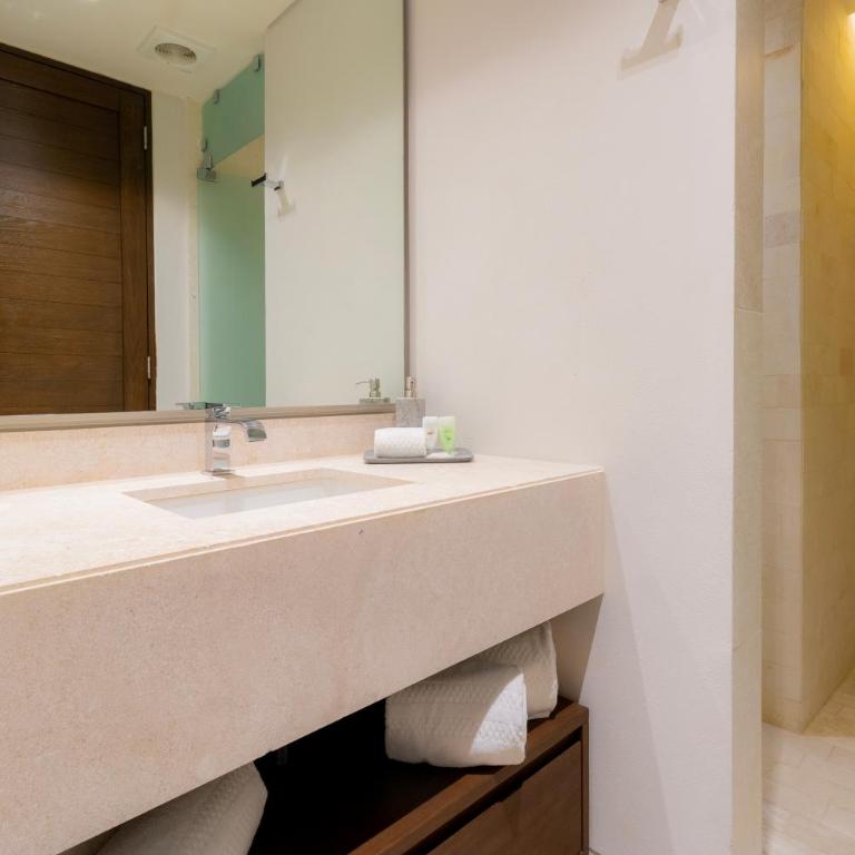 Paraiso Residences Marina Cabo by Capitalia - Apartamento de lujo con 2 dormitorios, terraza y vistas al puerto deportivo - 11