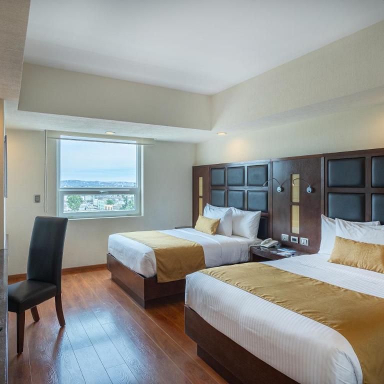 Comfort Inn Puebla Centro Hist rico - Habitación con 2 camas grandes - 2