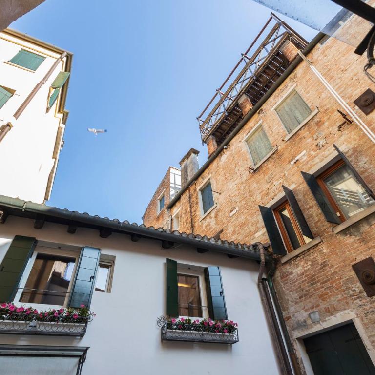 La Casa Più Centrale A Venezia, Con Corte Privata - Three-Bedroom Apartment - 52