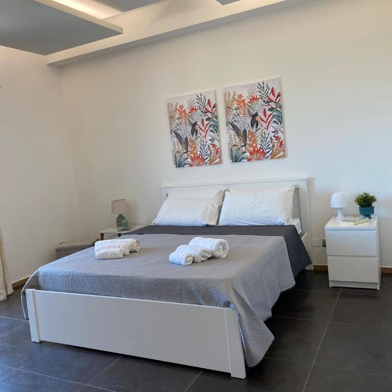 Villa Rubino - Queen Room with Sea View - 4