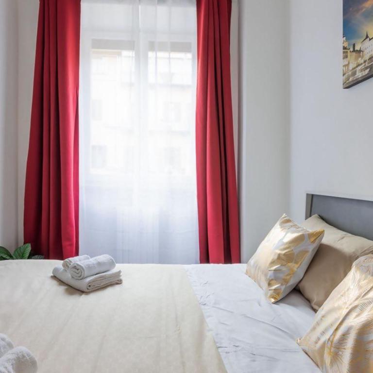 Porta Nuova - Centro Elegante Suite con Wi-Fi - Appartamento con 1 Camera da Letto - 2